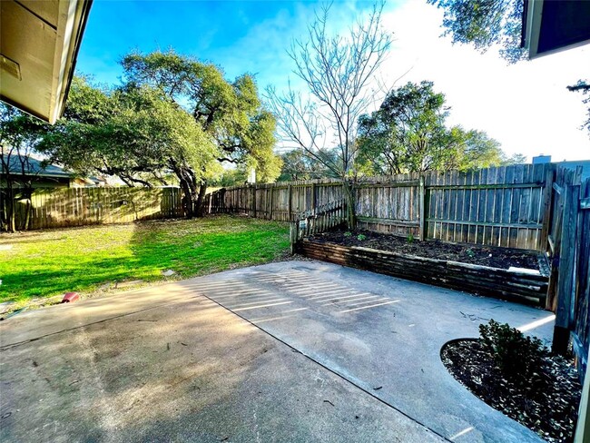 Building Photo - 13001 Odie Ln