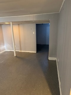 Building Photo - 441 Greentree Ln
