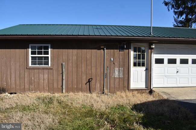 Building Photo - 11872 Mercersburg Rd
