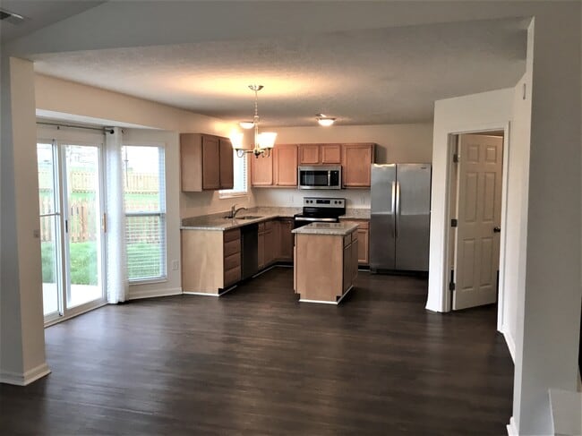 Building Photo - 5514 Windsor Ct