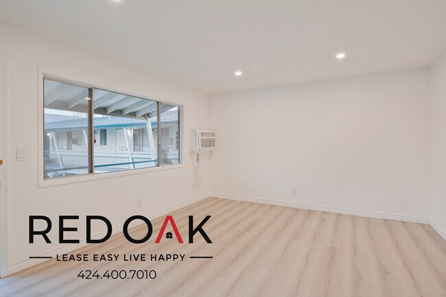 Foto del edificio - Delightful One Bedroom with Tons Of Natura...