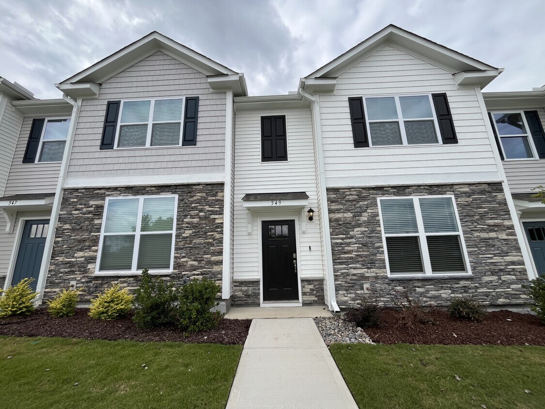 Primary Photo - 549 Old Battle Bridge Rd