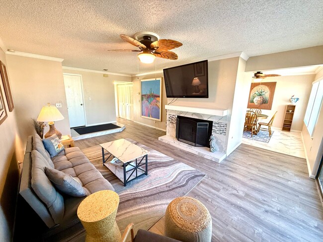 Building Photo - Beautiful Furnished 2 Bed / 2 Bath Condo in Laguna Nueva – Colorado River Living! 1-3 Month Term
