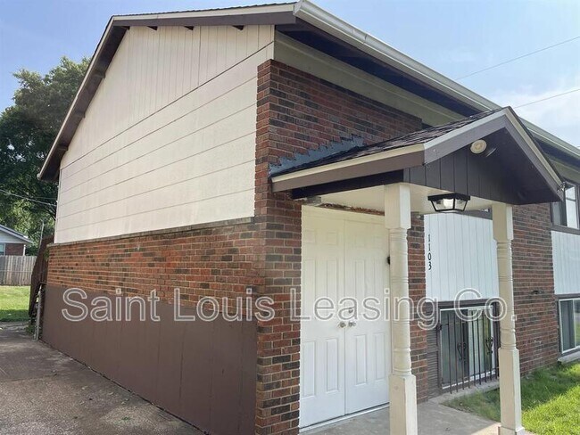 Building Photo - 1103 Rio St