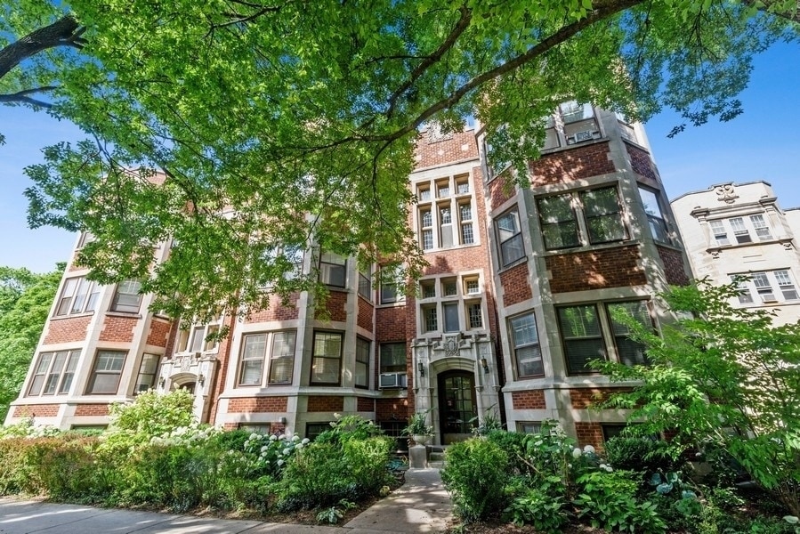 Primary Photo - 804 Forest Ave
