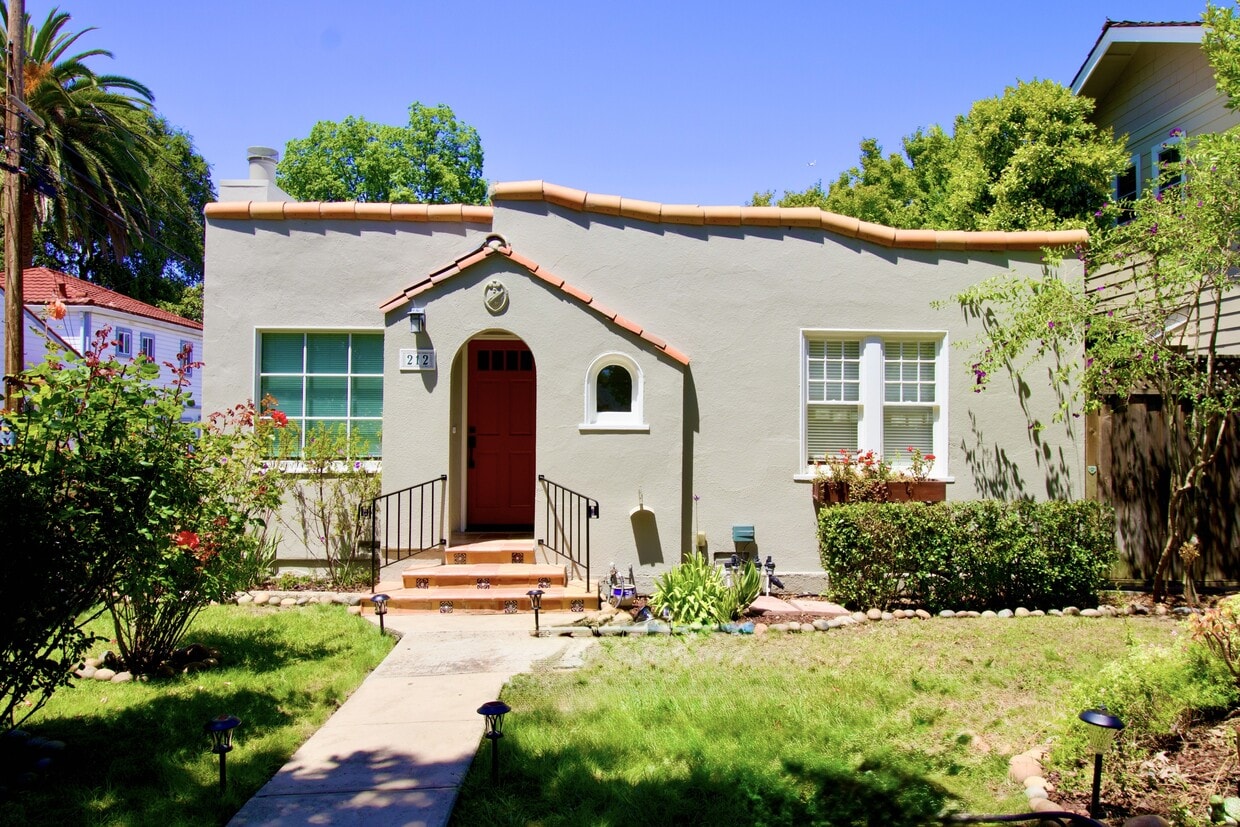 Photo - 212 Gilbert Ave (Menlo Park, CA)