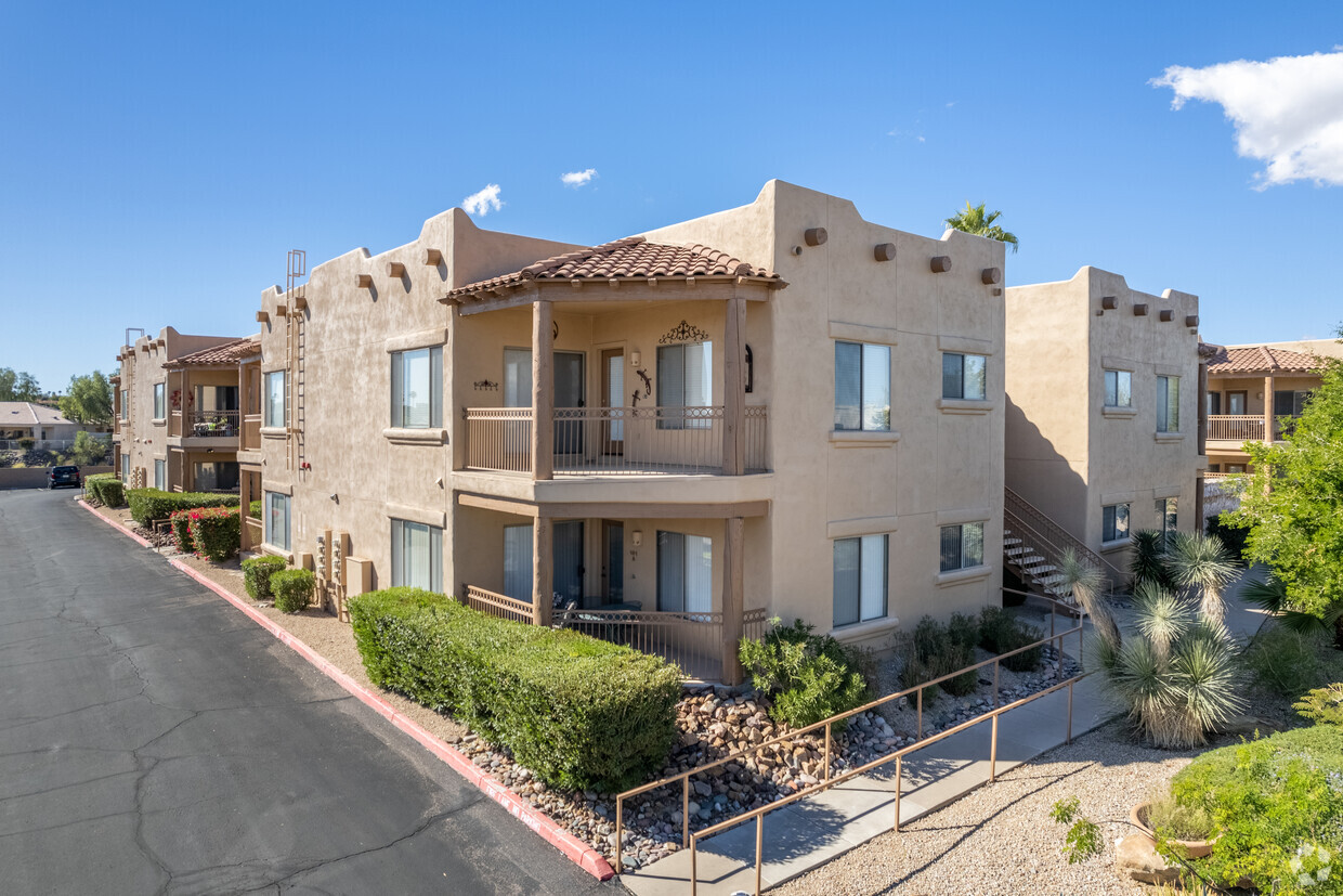 Primary Photo - Casa Bella Ii
