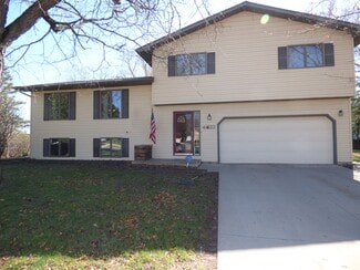 Building Photo - 4022 10th Ave NW