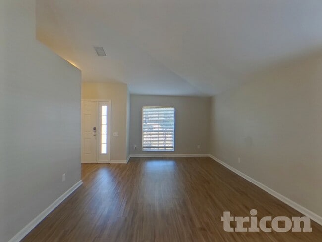 Building Photo - 12429 Cedarfield Dr