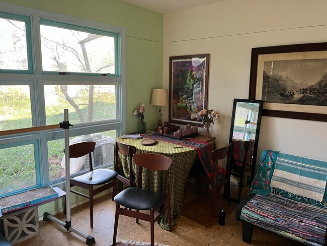 Foto del edificio - CLOSE TO PURDUE...2 Bedroom 1 1/2 Bath