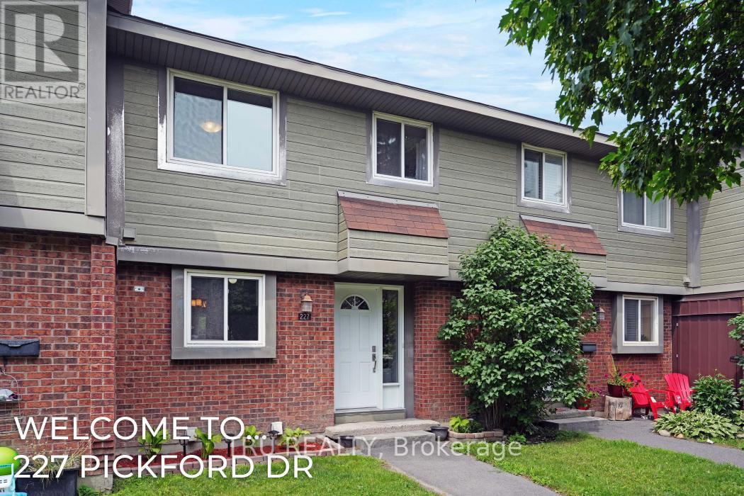Primary Photo - 227 Pickford Dr