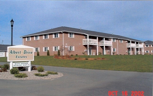 Building Photo - Albert Estates