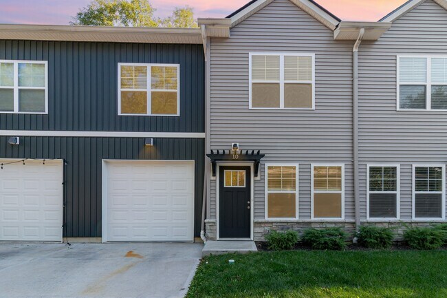 Photo - 5565 Limaburg Rd Townhome