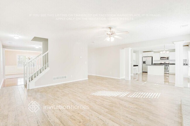 Foto del edificio - 702 Sycamore Dr