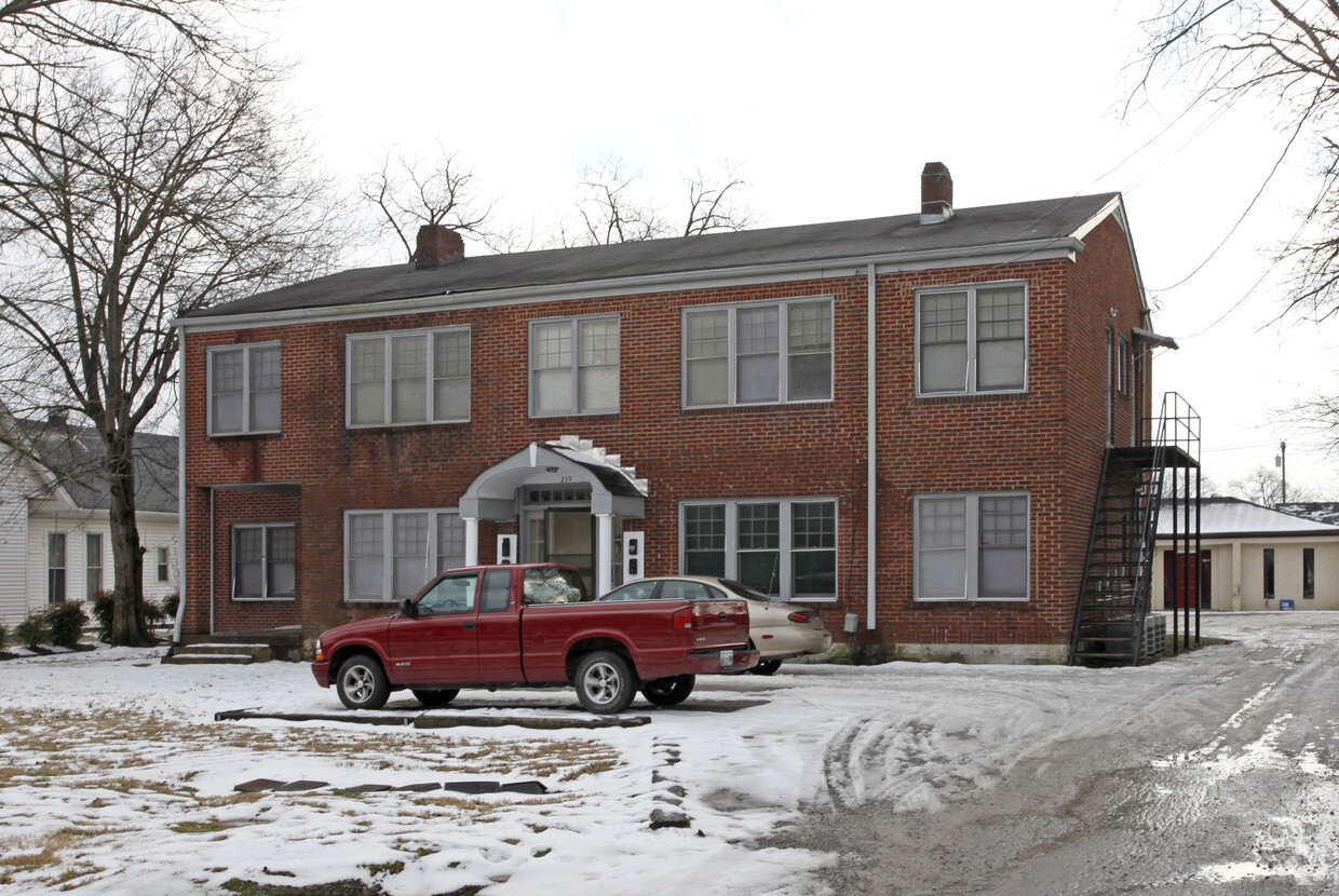 Building Photo - 230 University Ave