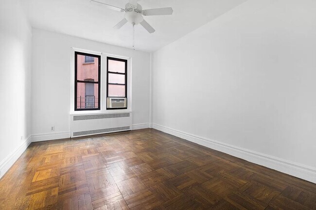 Building Photo - Stunning 1Bedroom 1Bathroom