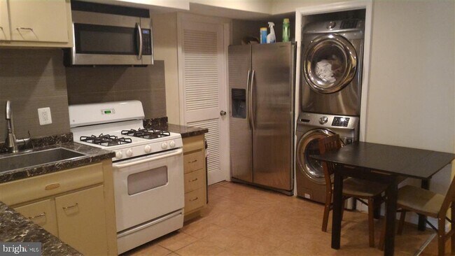 Foto del edificio - 811 Q St NW