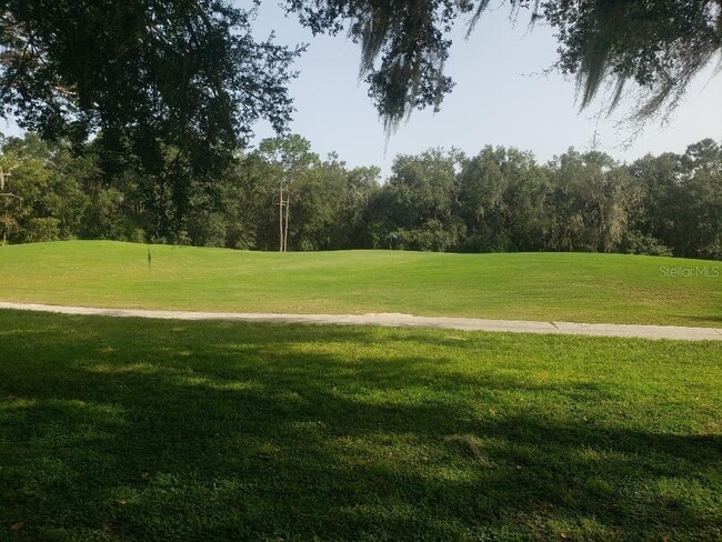 Foto del edificio - 7912 Midway Dr Terrace