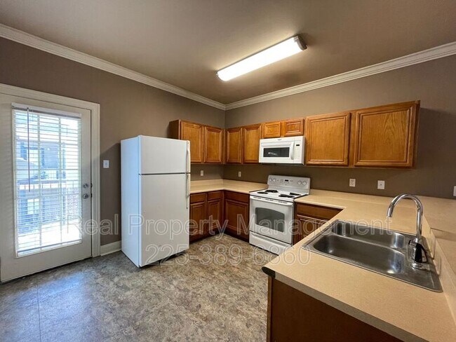 Foto del edificio - 31855 LA-16