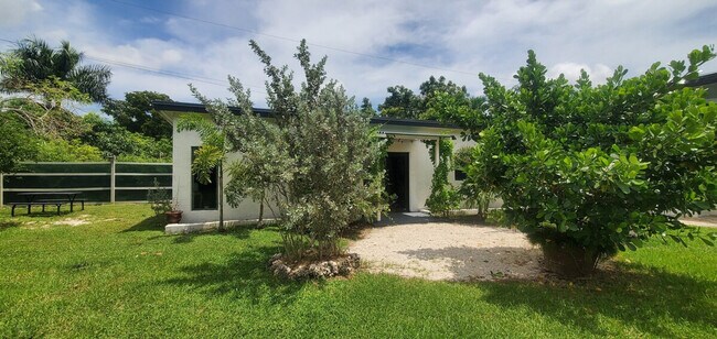 Foto del edificio - 15400 SW 237th St