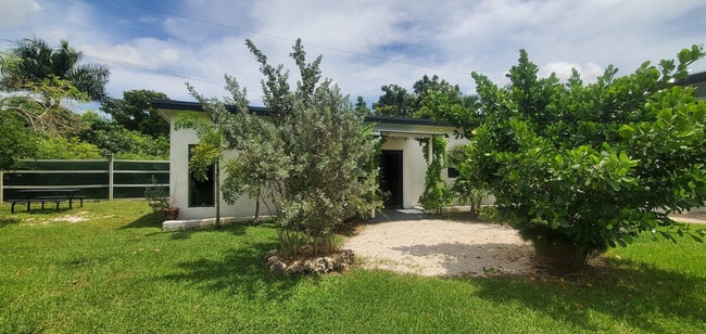 Building Photo - 23801 SW 120th Ave