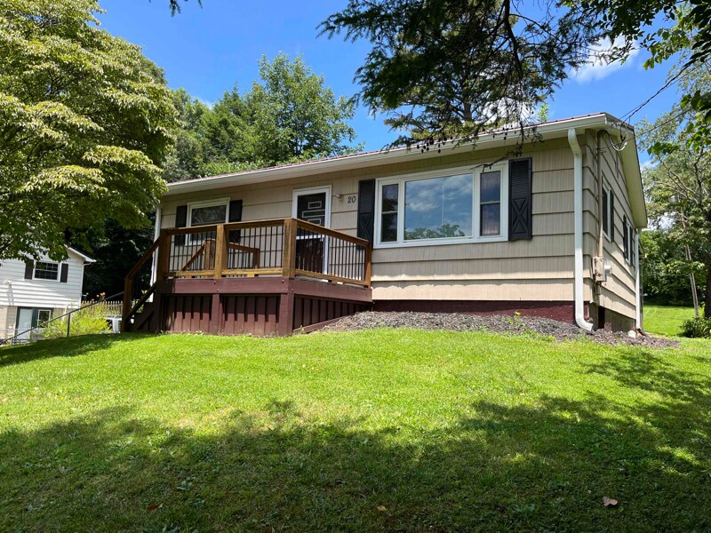 Primary Photo - 20 Pinedale Rd