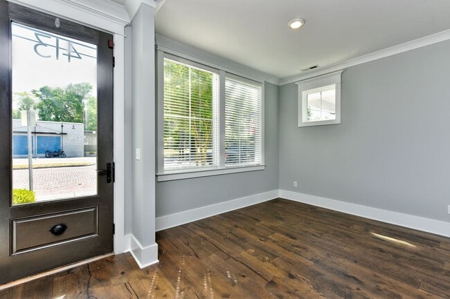 Photo - Brooklyn Art District | 2-Bedroom, 2.5 Bath House