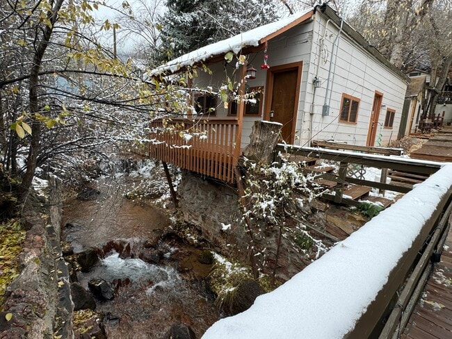 Building Photo - 312 Ruxton Ave