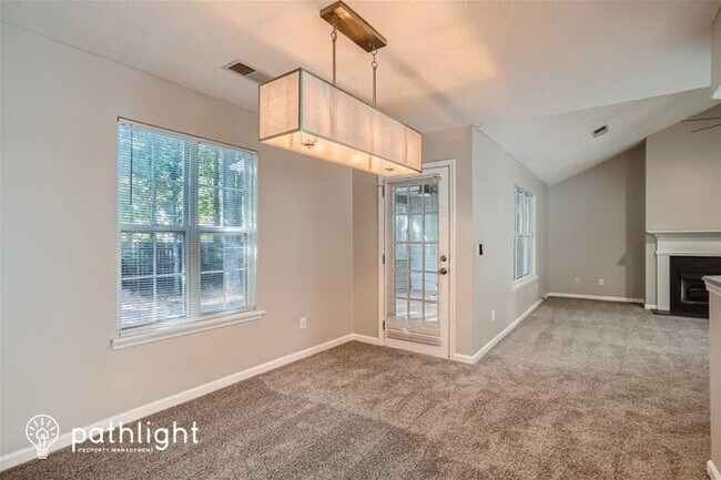 Building Photo - 4613 Noah Overlook Overlook W, Acworth, GA...