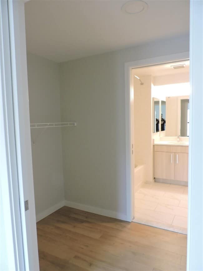 Building Photo - 13 Soden St