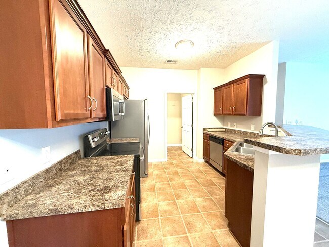 Foto del edificio - 9400 Clubview Dr