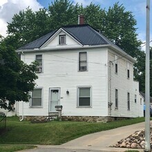 Building Photo - 325 1/2-534 1/2 Cleveland Ave