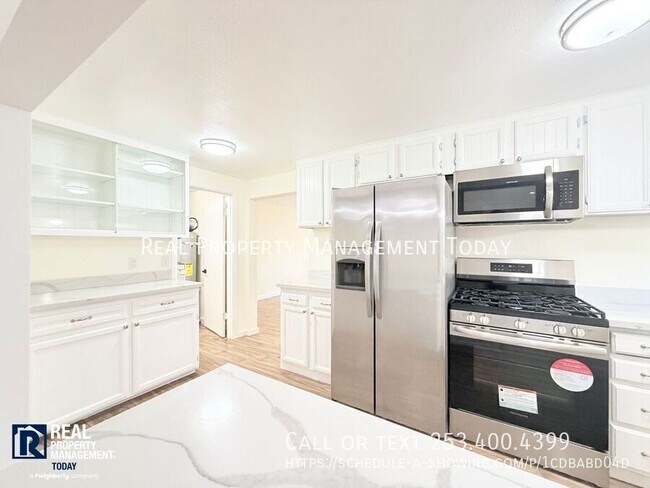 Foto del edificio - 2807 61st Ave NE