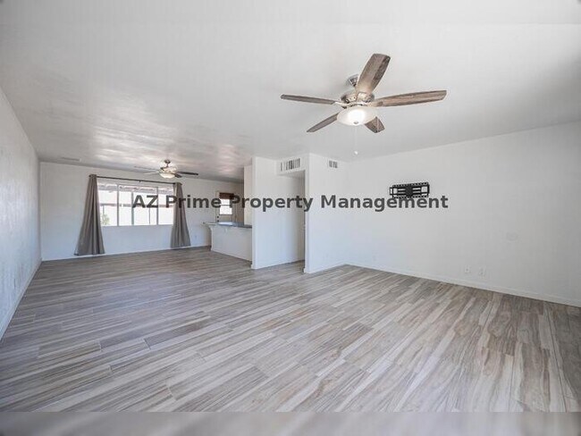 Foto del edificio - 8518 E Rancho Vista Dr