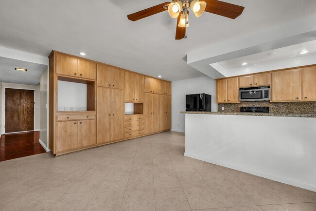 Foto del edificio - 810 Edgewood St