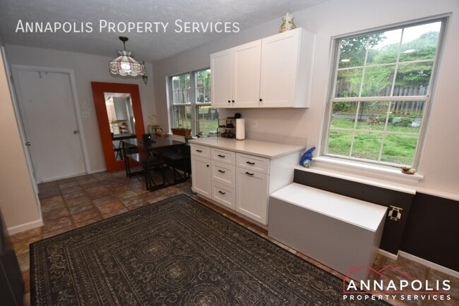 Building Photo - 1152 Neptune Pl