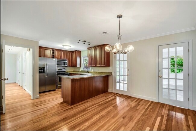 Foto del edificio - 43 Kendall Rd