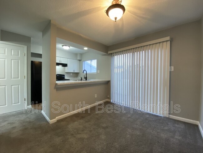 Foto del edificio - 2408 Talmadge Place (Cordova)