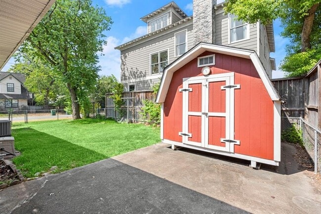 Foto del edificio - 1801 Oxford St