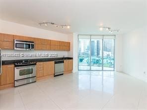 Building Photo - 350 S Miami Ave