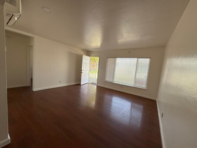 Foto del edificio - 4590-4592 73rd St, Sacramento, CA 95820