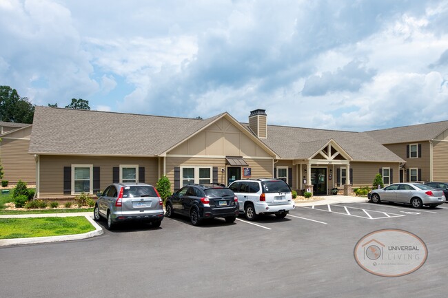 Clubhouse - The Villas at Avery Creek