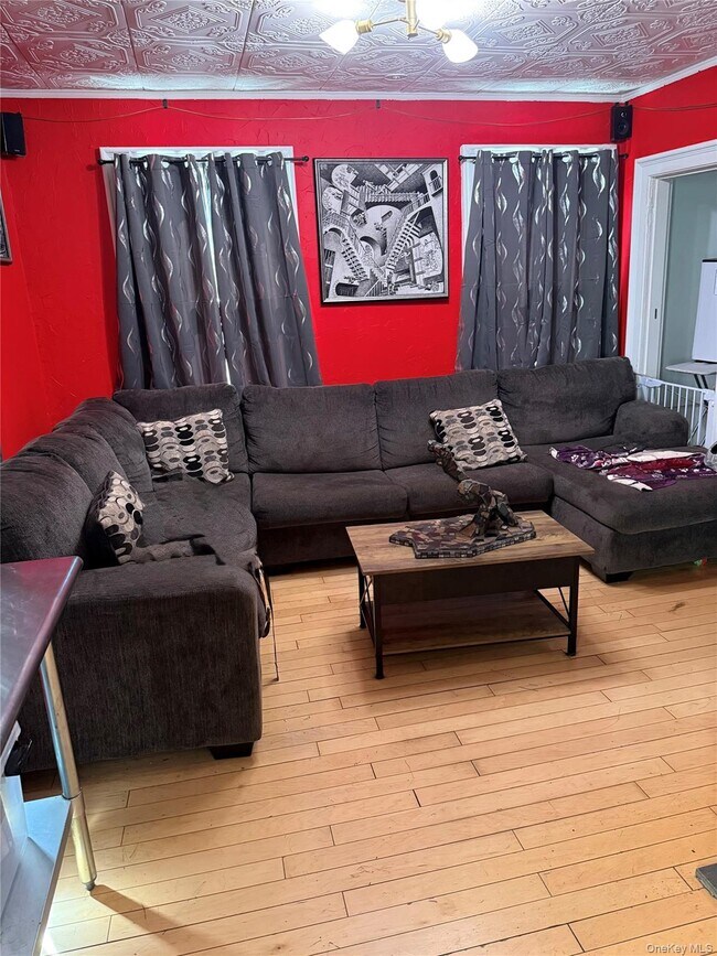 Foto del edificio - 64 Brookside Ave