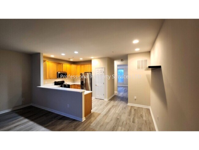 Foto del edificio - Luxury Townhome in the Villages of Urbana