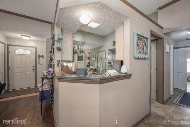 Building Photo - 3 br, 2 bath House - 12806 R Hedgeway Drive