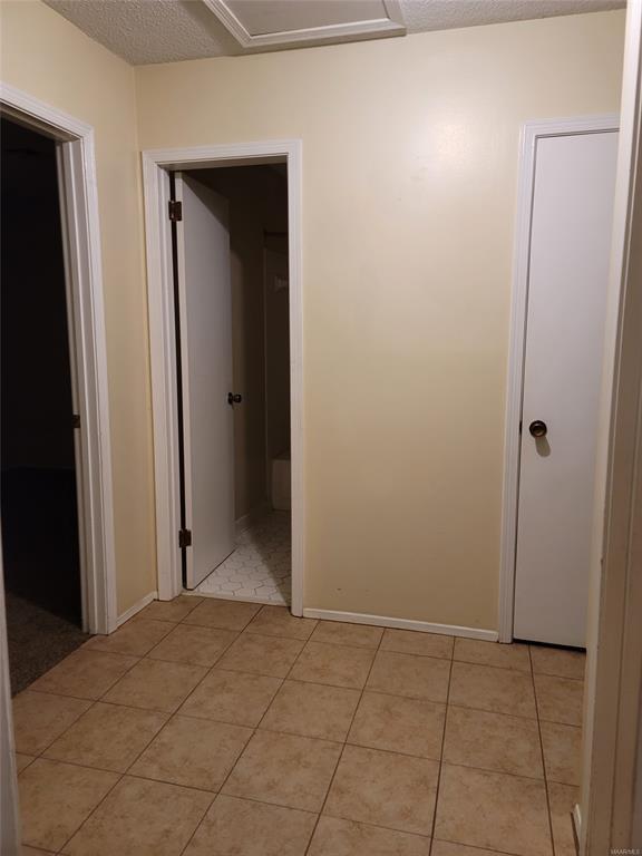 Building Photo - 4107 Beardsley Dr