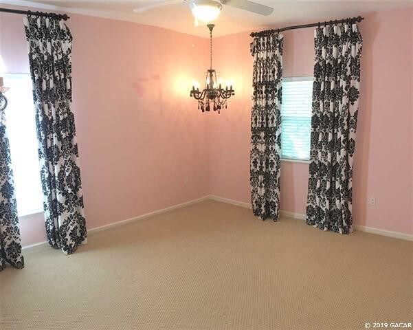 Building Photo - 3809 SW 91st Dr