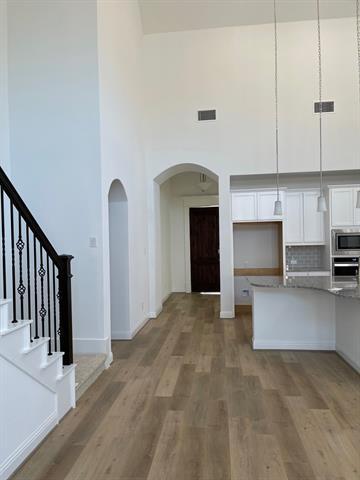 Foto del edificio - 372 Rosemary Dr