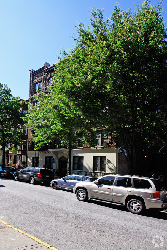 Building Photo - 252-300 12th Street