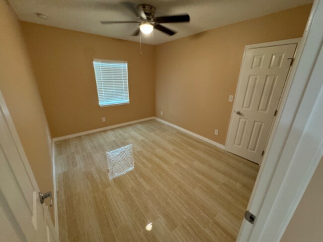 Foto del edificio - 724 Mann St